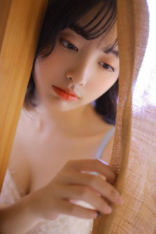 老师含紧一点H边做边走视频